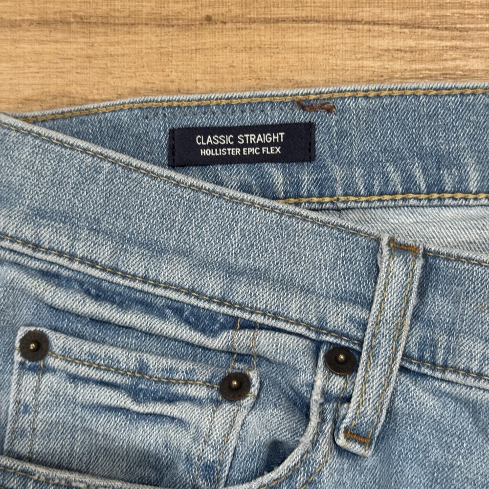 Hollister Epic Flex Classic Straight Men's Light Wash Stretch Blue Jeans 31x32 - Picture 5 of 9